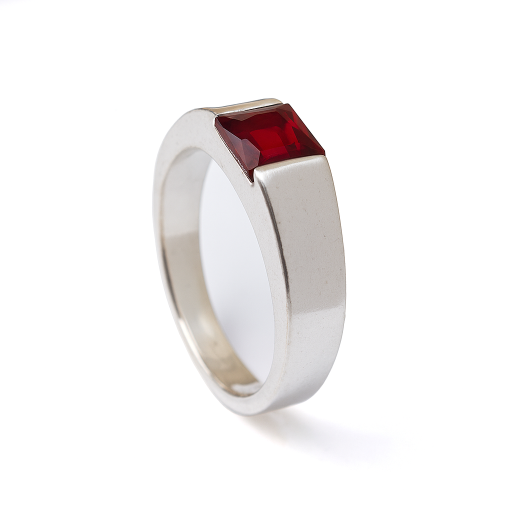 ZMR0184 β Minimalist Sterling Silver Ring with Square-Cut Ruby Red Stone