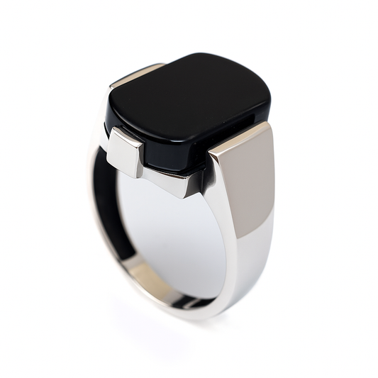 ZMR0172 – Bold Sterling Silver Ring with Elevated Frame & Deep Black Onyx