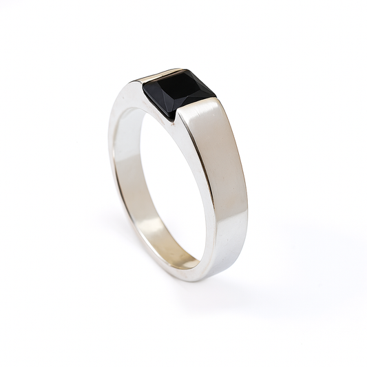 ZMR0176 – Minimalist Sterling Silver Ring with Geometric Square Onyx Inlay