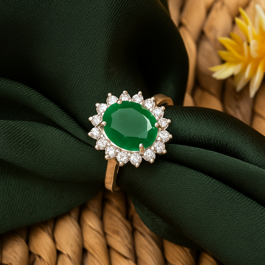 ZWR0132 – Regal Sterling Silver Ring with Emerald Green Oval and Crystal Halo