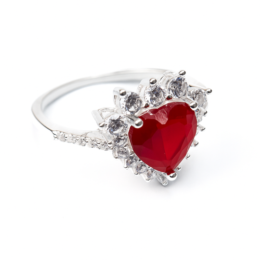 ZWR0162 – Sterling Silver Heart Ring with Fiery Red Center & Diamond-Cut Crown Accent