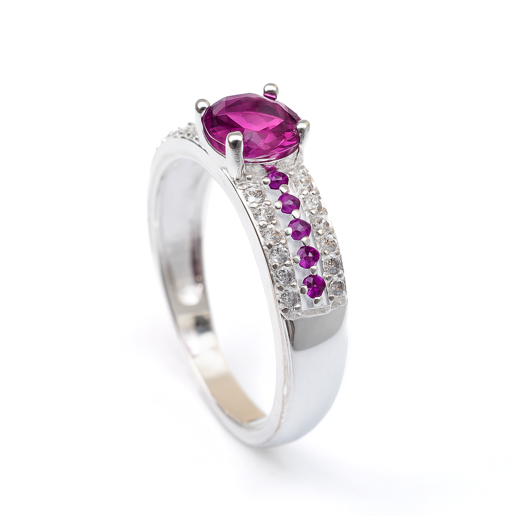 ZWR0160 – Sterling Silver Band with Central Green Crystal & Sparkling Pave Elegance